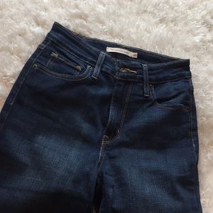 Levi’s high rise jeans